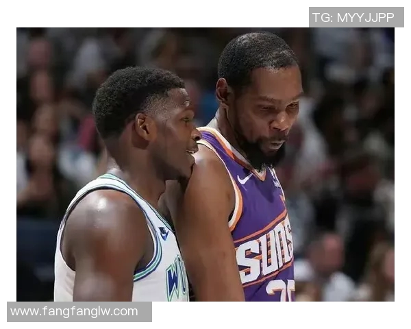 NBA魔术队与步行者队激战正酣谁能在这场对决中笑到最后 NBA魔术队与步行者队激战正酣谁能在这场对决中笑到最后